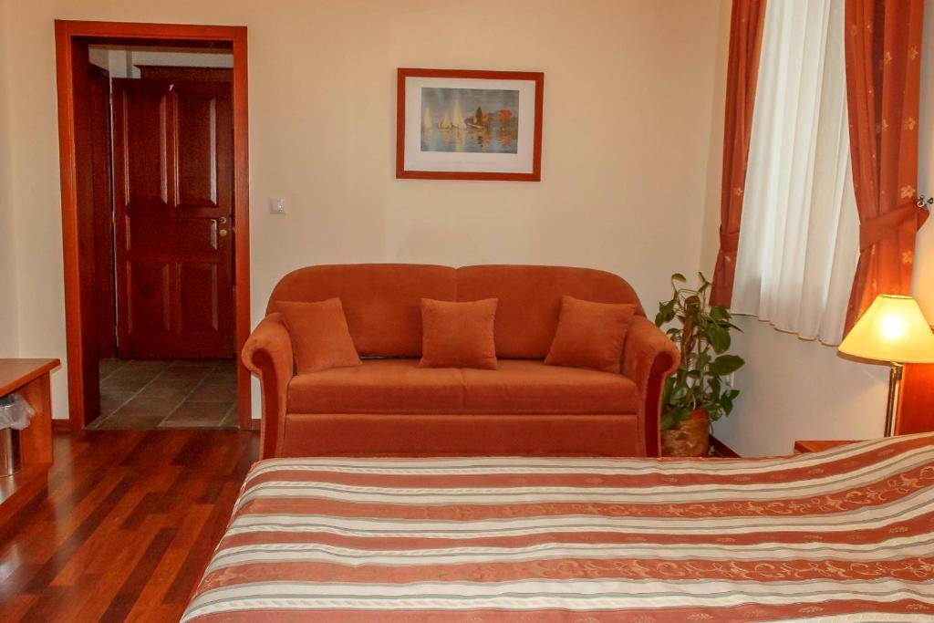 Pannon Panzió Hotel