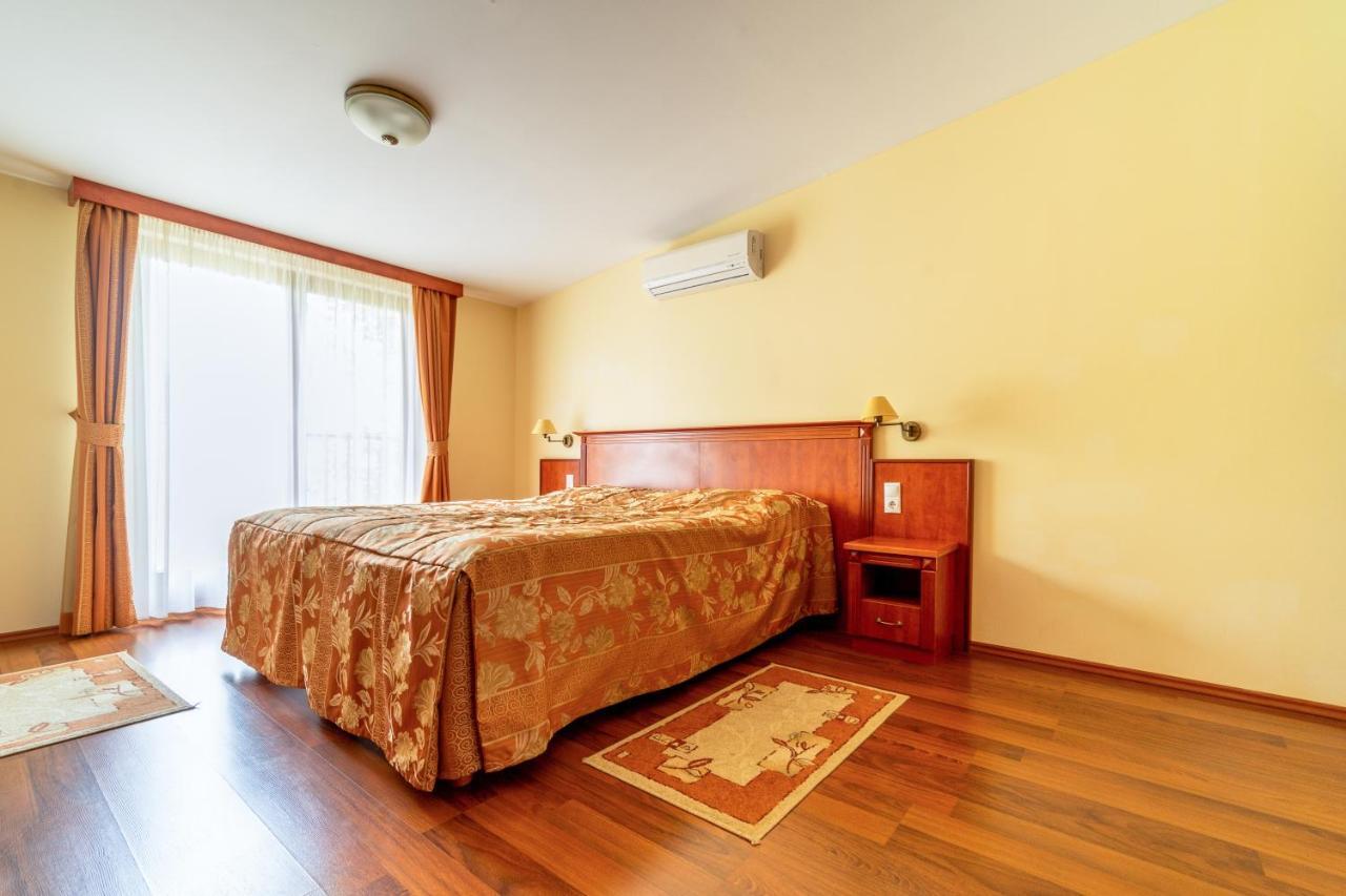 Pannon Panzió Hotel